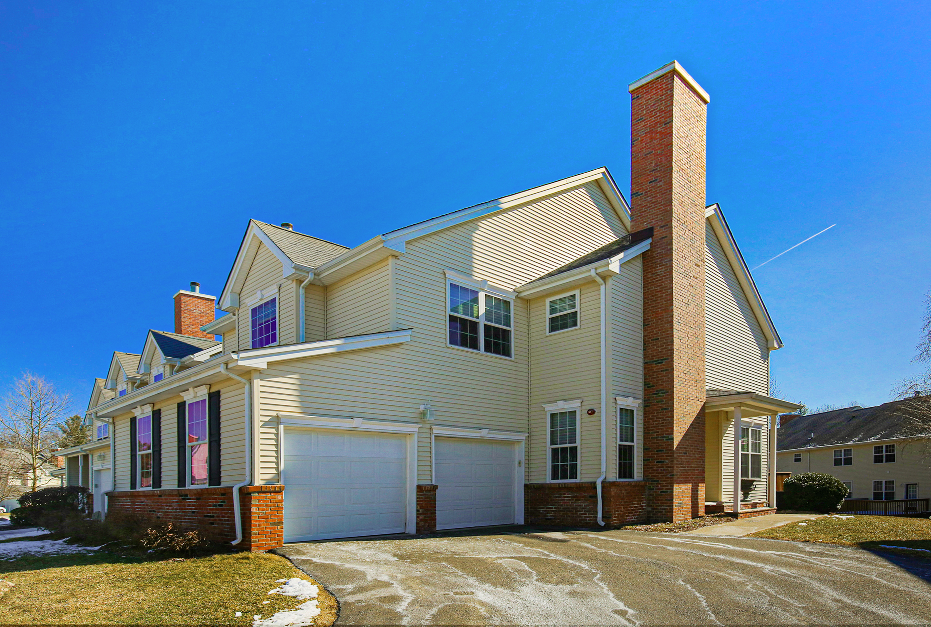 Exterior of 42 Last Leaf Circle